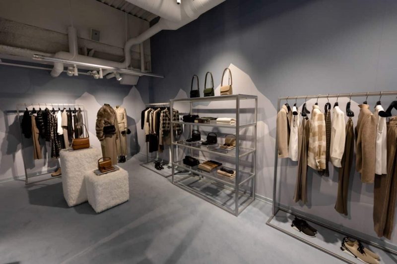 E58575AE-3F6D-4EA4-B813-77B22E9D3EF1