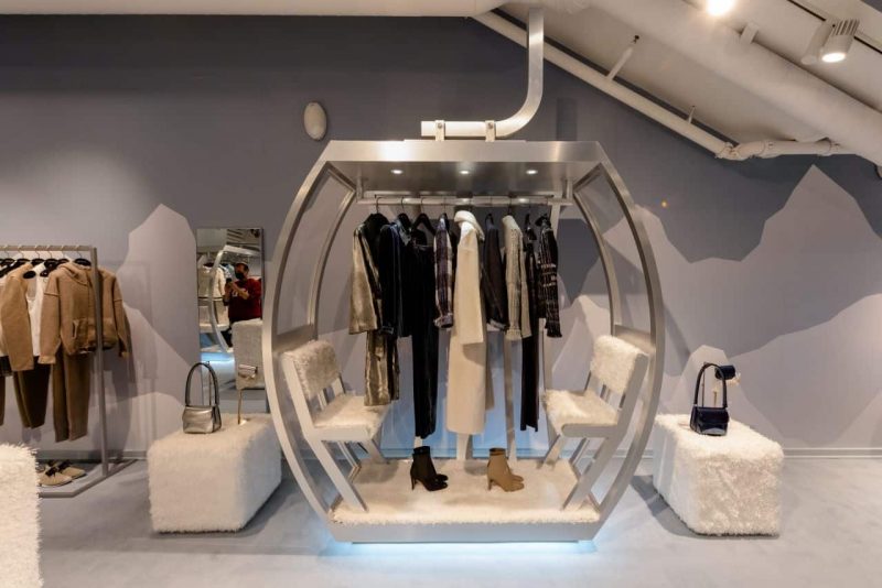 0B3ABE01-3B36-43F5-B50C-7BF612368BD5